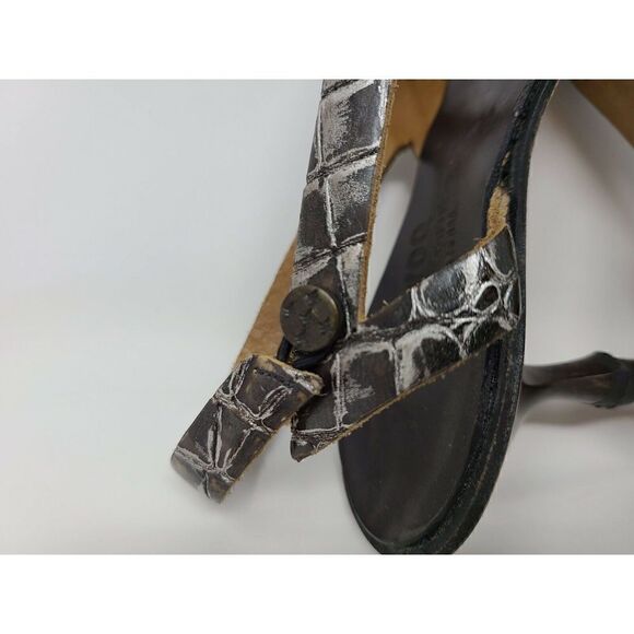 CYDWOQ VINTAGE BLACK SILVER GATOR LEATHER STRAPPY SANDALS KITTEN HEEL SIZE 37 US - Picture 4 of 8
